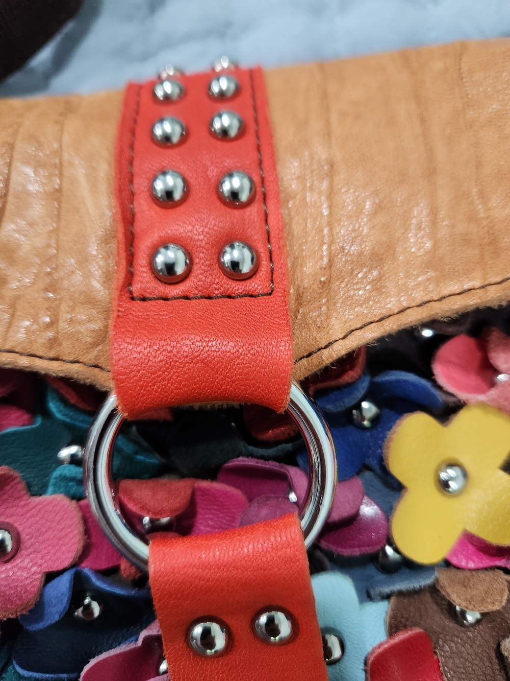 Multicolor Floral Appliqué Leather Shoulder Bag - Orange Accent Vintage - Picture 3 of 11